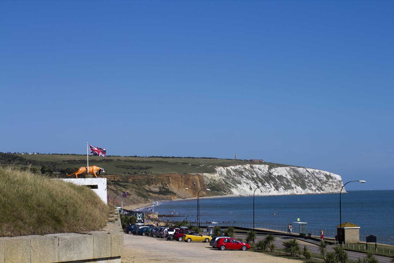 Sandown Hotel - Sandown, Isle Of Wight --- Return Car Ferry 89 Pounds From Southampton Exterior foto