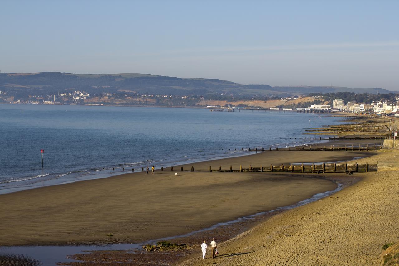 Sandown Hotel - Sandown, Isle Of Wight --- Return Car Ferry 89 Pounds From Southampton Exterior foto